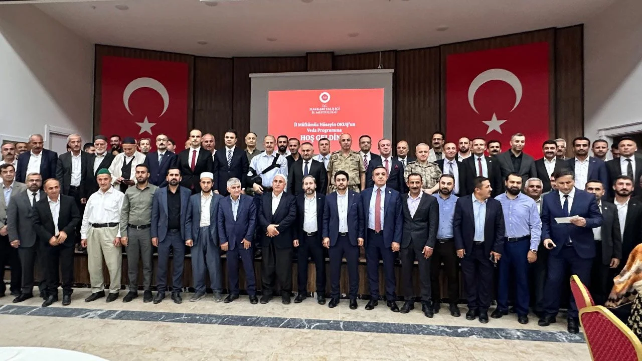 Hakkari Müftüsü Hüseyin Okuş, Giresun'a atanmasının ardından personele veda etti
